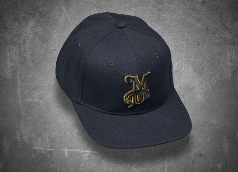 Meguiar's "M" Logo Snapback - čierna šiltovka snapka s vyšitým zlato-čiernym 3D logom "M"